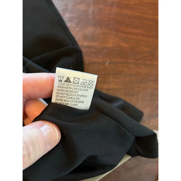 0205 LBD EUC Size 10 Princess Polly XX spaghetti strap little black dress - Picture 10 of 11